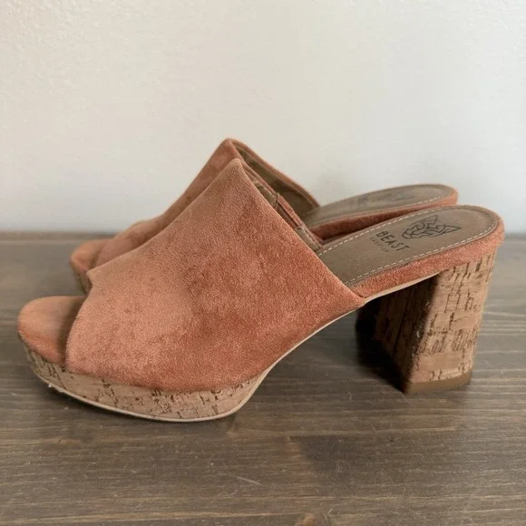 Beast Fashion Womens 7 Tan Brown Faux Suede Peep Toe Slip On Cork Heels Sandals - Picture 2 of 9